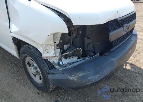 2007 Chevrolet Express Work Van z USA, uszkodzony, nr VIN 1GCFG15XX71249900